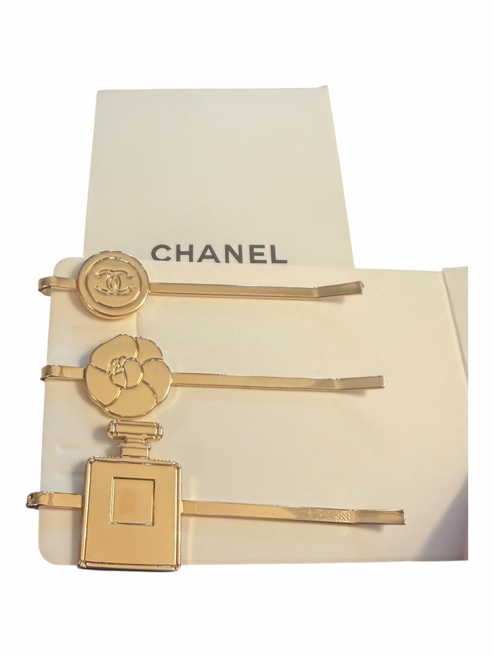 CHANEL Beauté Gold Tone Hair Clips Charms Set of 3 GWP New in Box